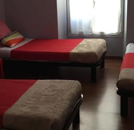 Meyerbeer Hostel Νίκαια